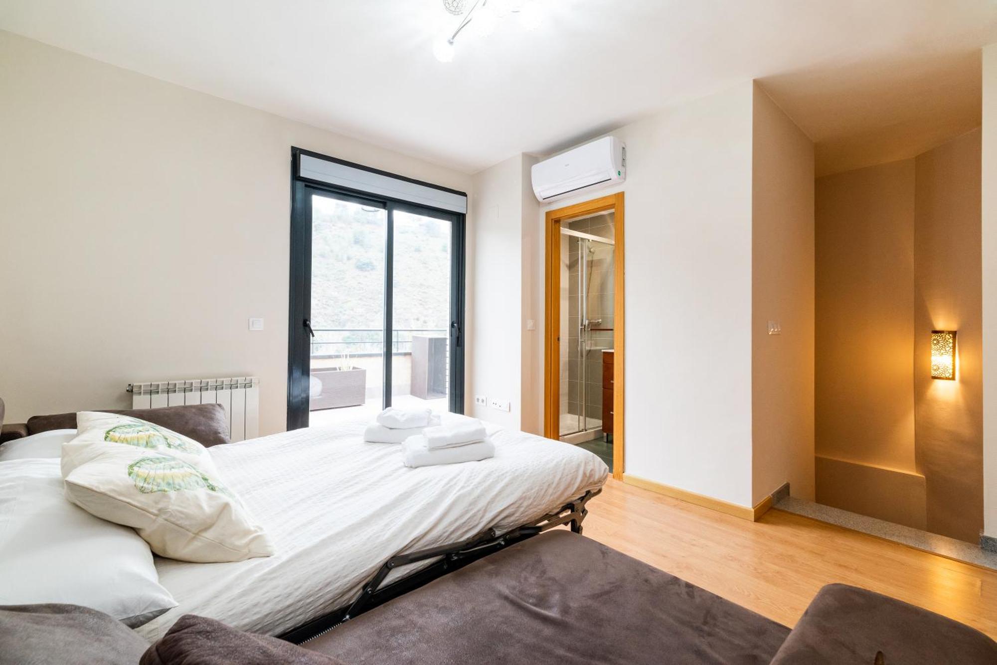 Apartment El Generalife Cerca Centro Y Sierra Nevada Con Piscina Y Barbacoa Y Parking Gratis *