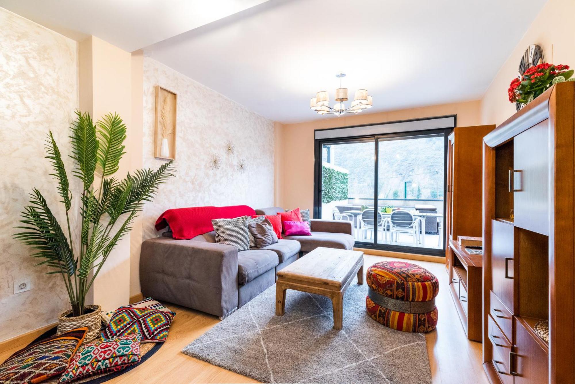 Apartment El Generalife Cerca Centro Y Sierra Nevada Con Piscina Y Barbacoa Y Parking Gratis *